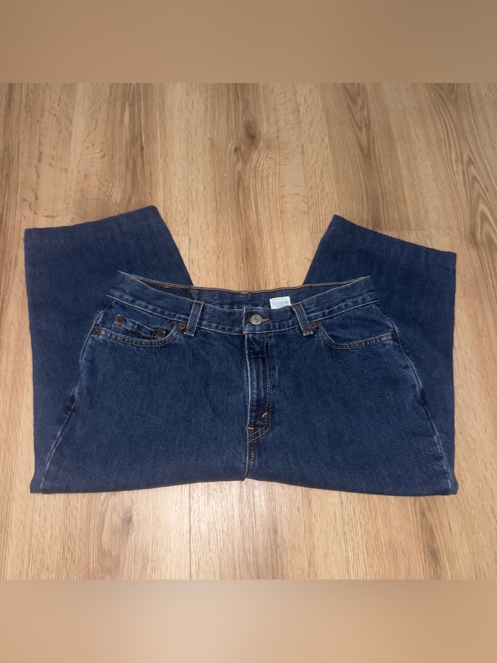 Vintage Levi's 512 Slim Fit Tapered Leg Jeans in Dark Indigo Wash